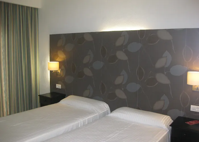 Hg Cristian Sur Los Cristianos (Tenerife)