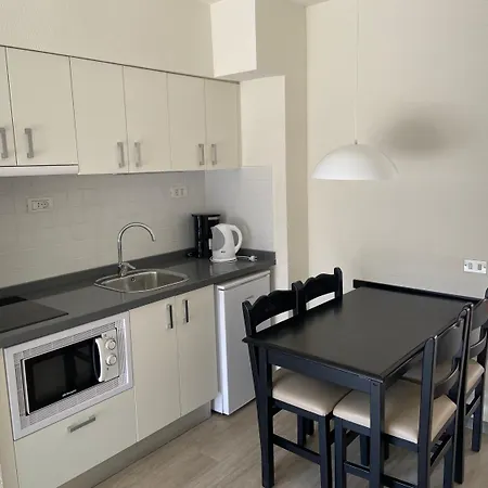 Hg Cristian Sur Apartament Los Cristianos (Tenerife)